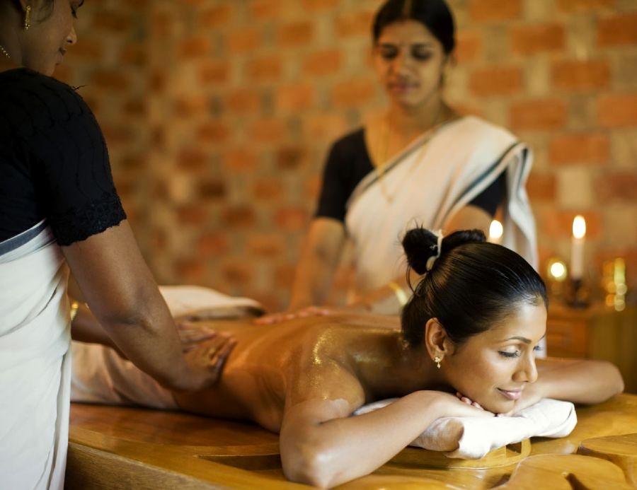 Abhyanga oil therapy
